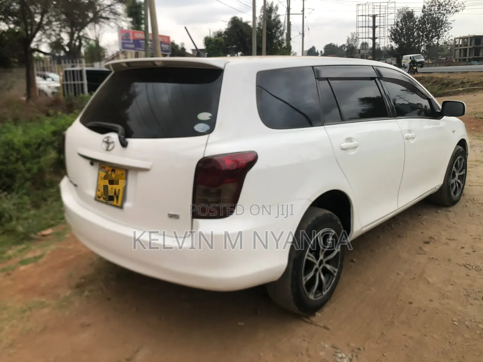 Toyota Corolla Fielder 2011 White