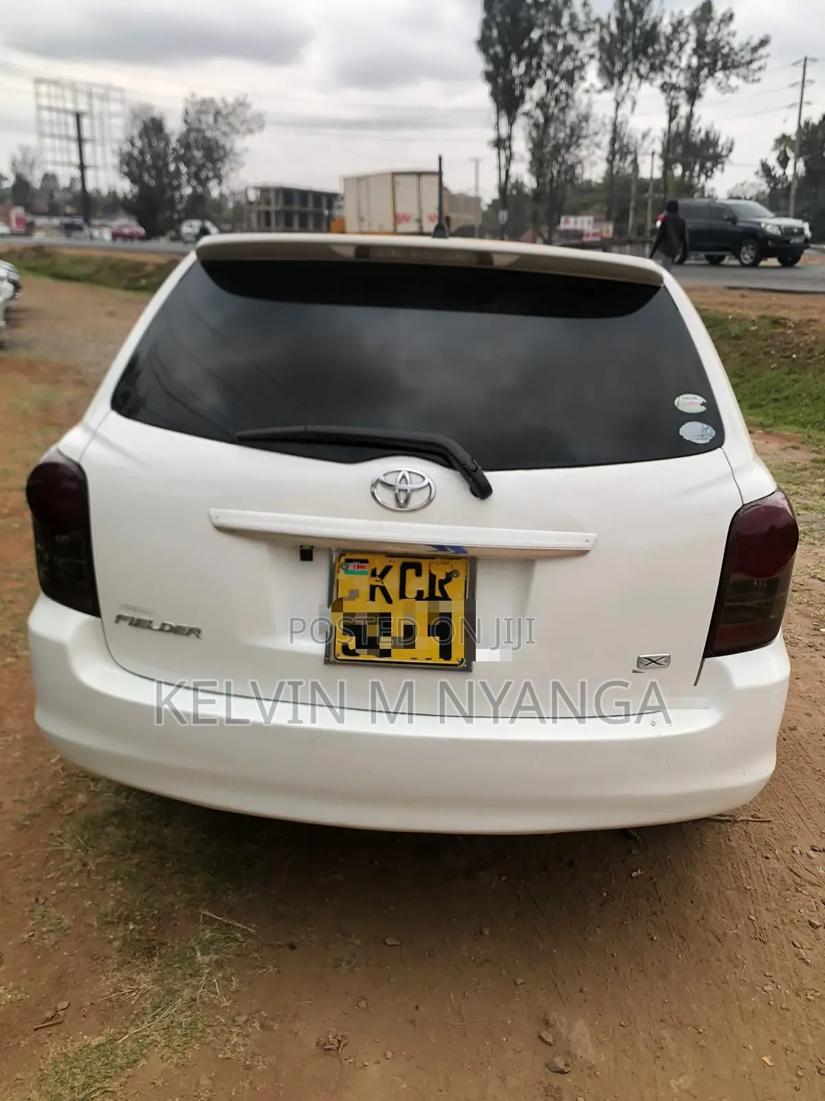 Toyota Corolla Fielder 2011 White