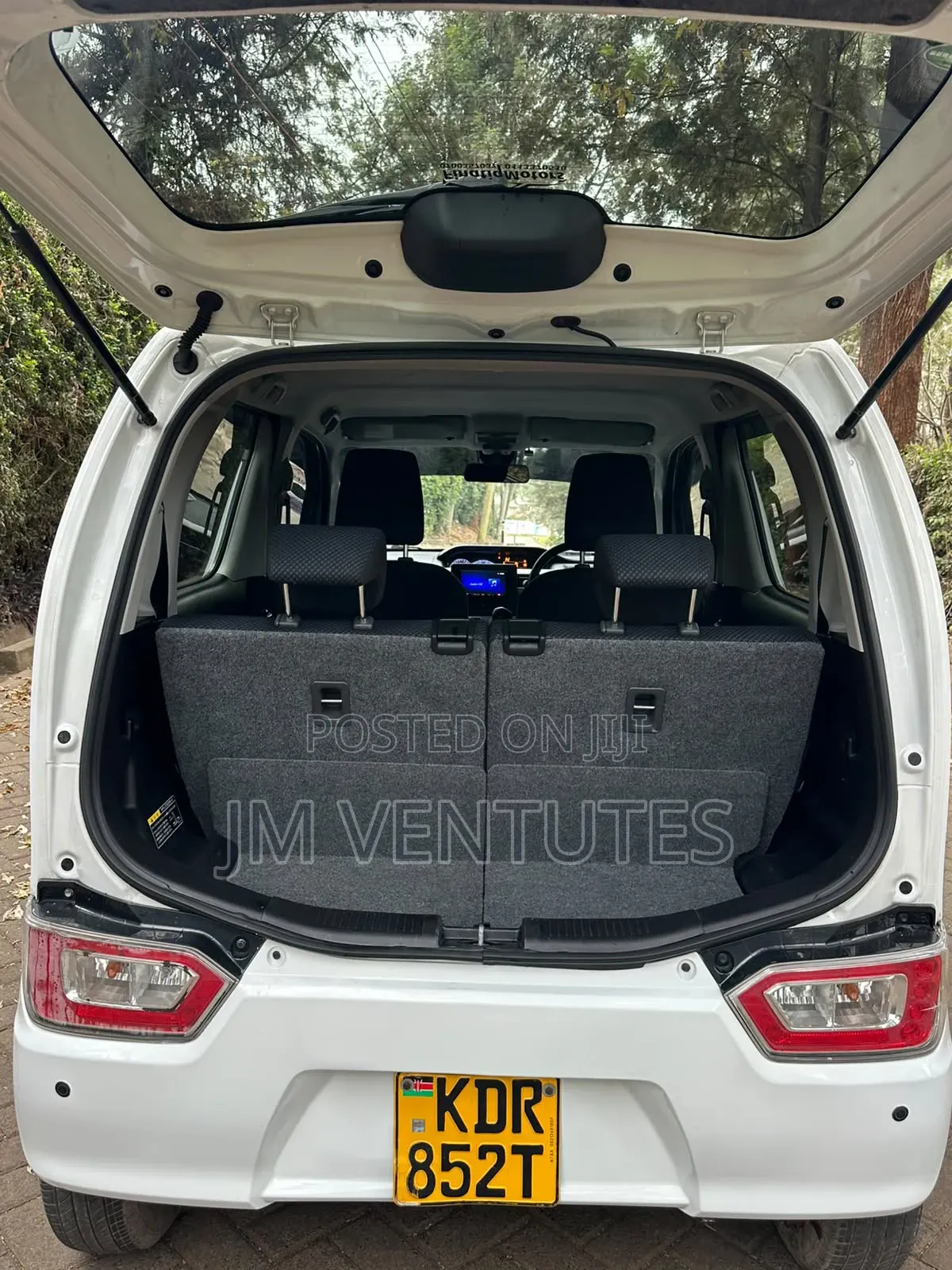 Suzuki Wagon R 2019 White