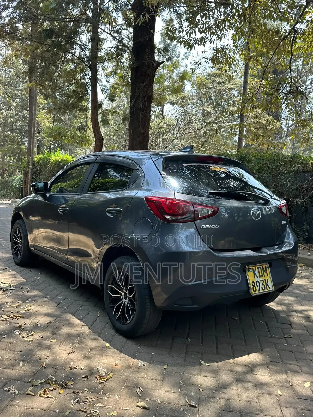 Mazda Demio 2016 Gray