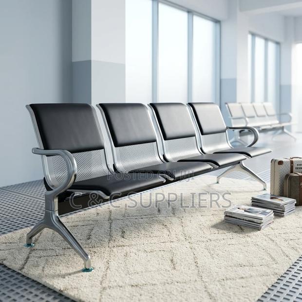 4-Link Semi Padded Waiting Bench. - thumbnail 2