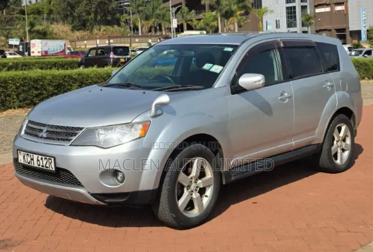 Mitsubishi Outlander 2010 Silver