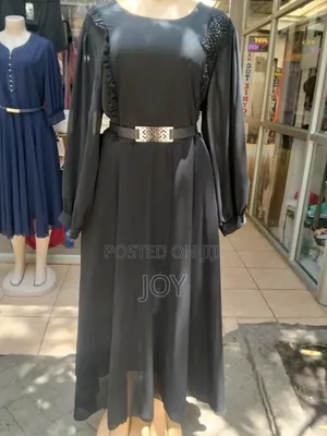 A Black Maxi Chiffon Dress 