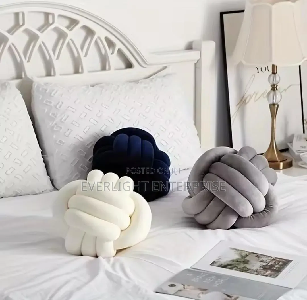 Knot Pillow Round Ball Home Decor Cushion