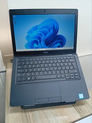 Laptop Dell Latitude 5290 8GB Intel Core i5 SSD 256GB