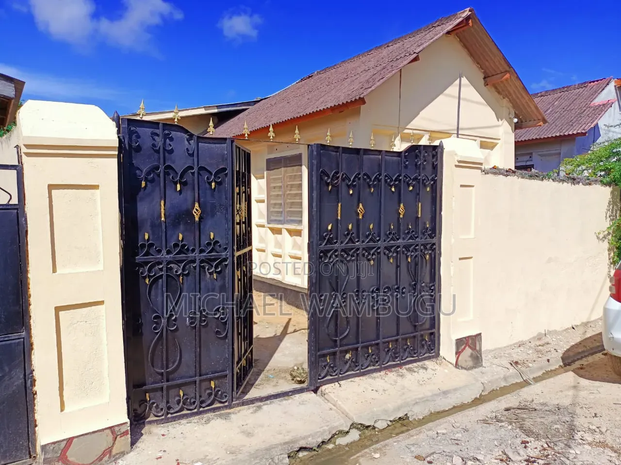 3bdrm Bungalow in Kiembeni for sale