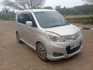 Suzuki Solio 2014 Silver
