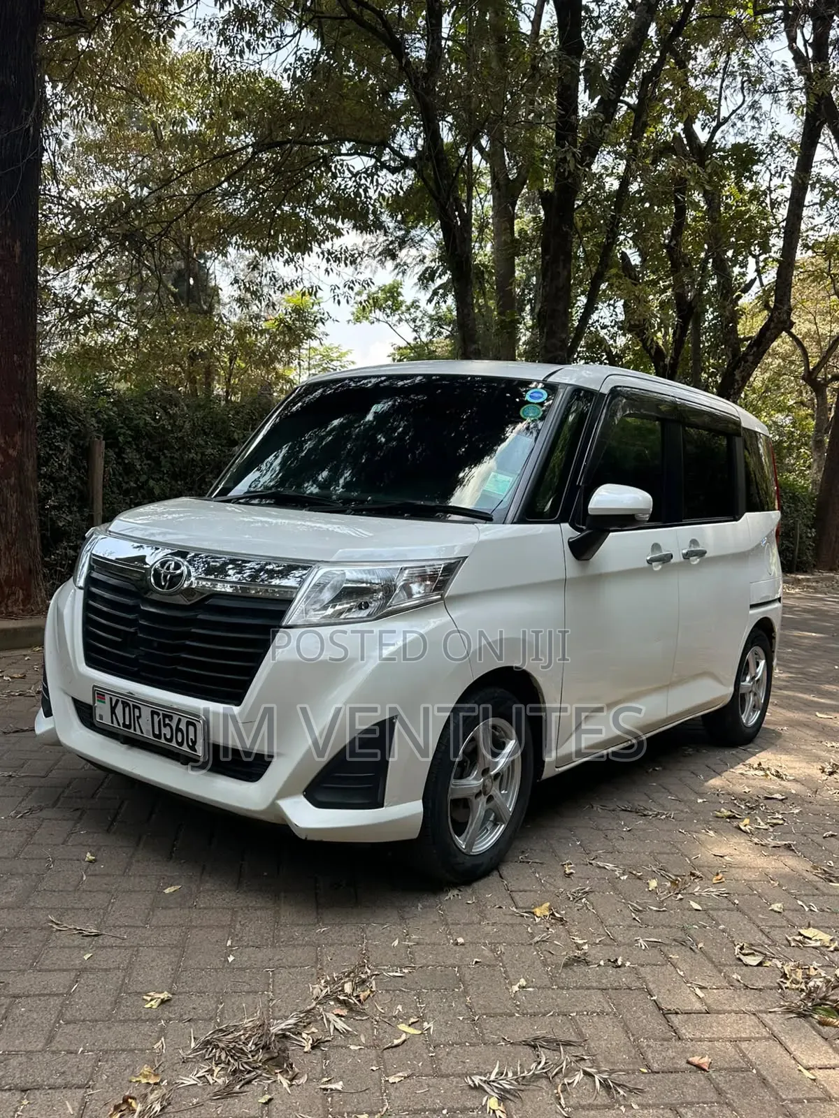 Toyota Roomy 2017 White