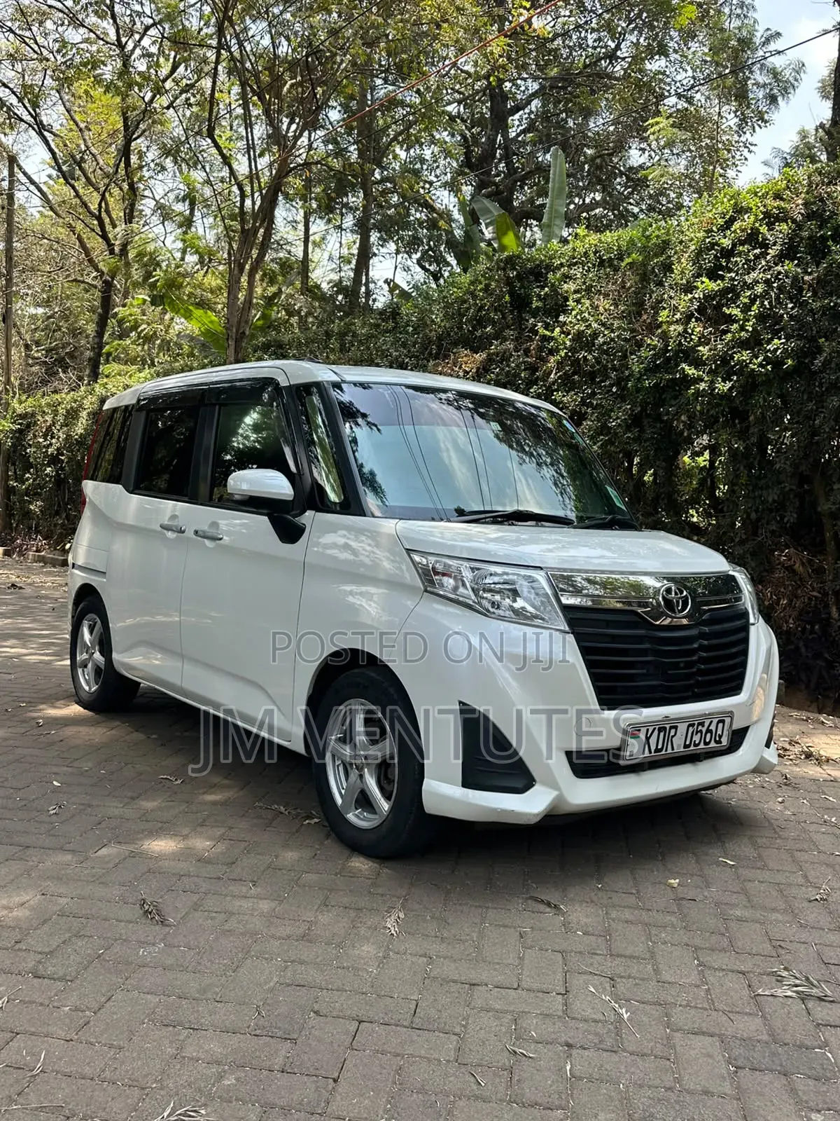 Toyota Roomy 2017 White