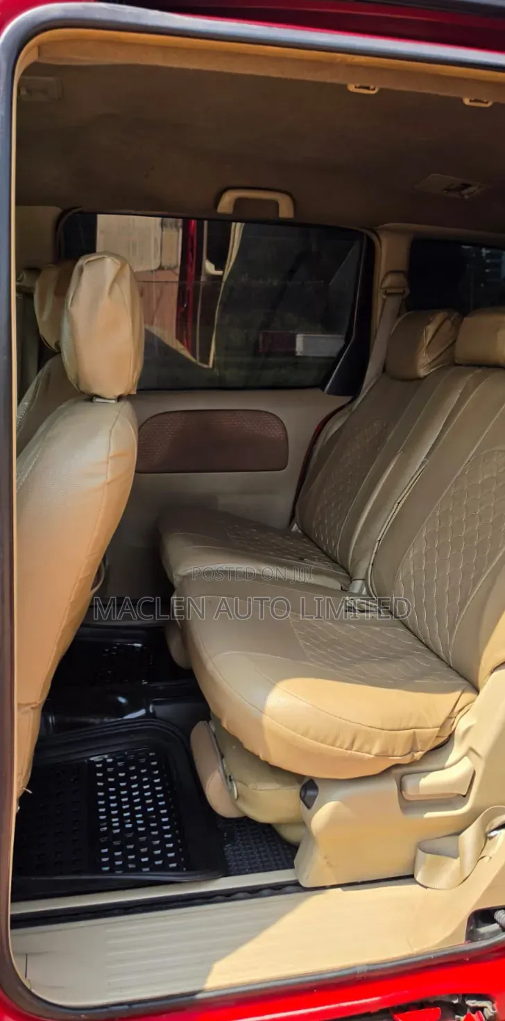 Toyota Sienta 2013 Red