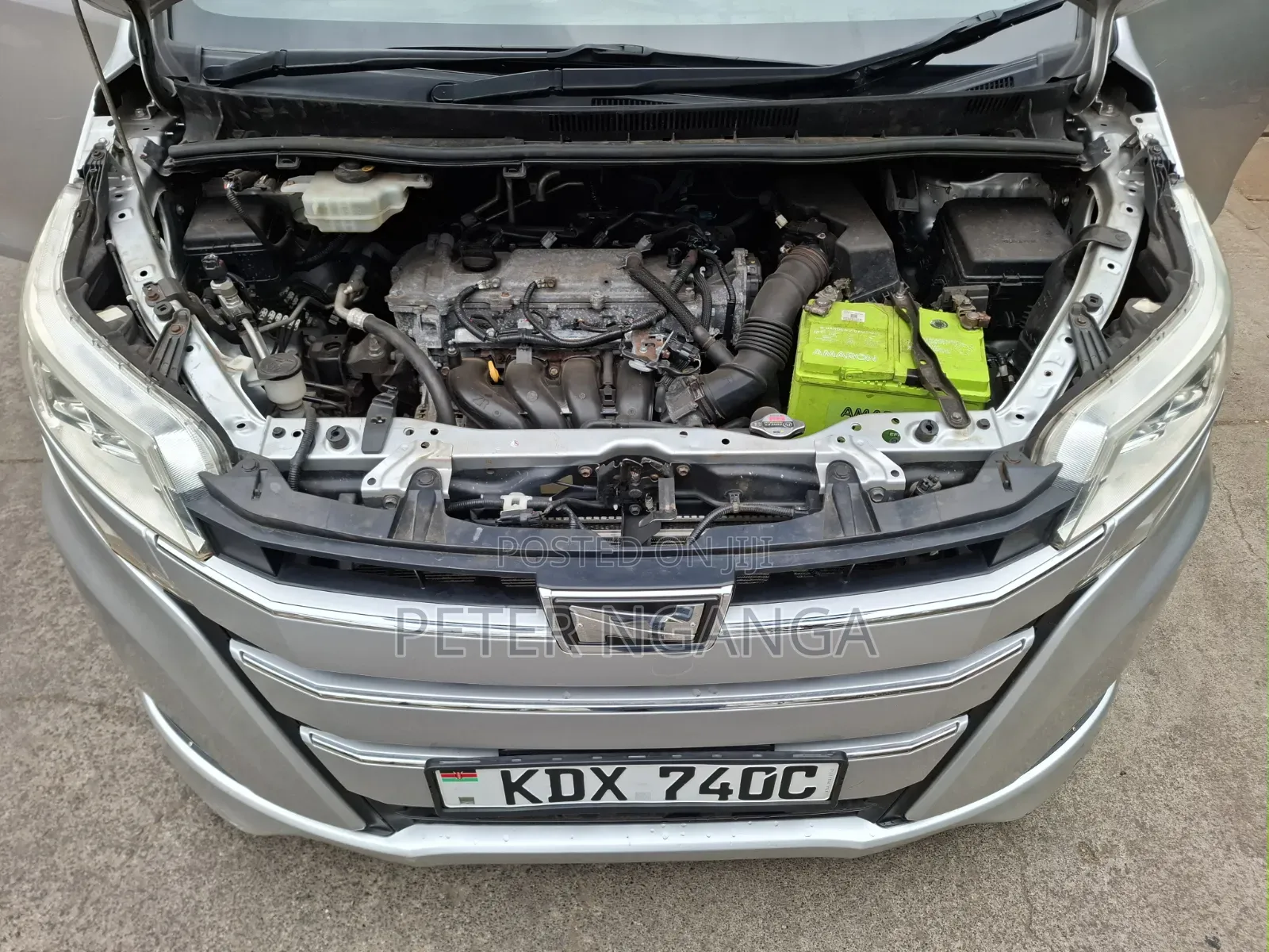 Toyota Noah 2.0 FWD (8 Seater) 2018 Silver