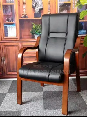 Office Chair;Executive Leather Visitors Seat.