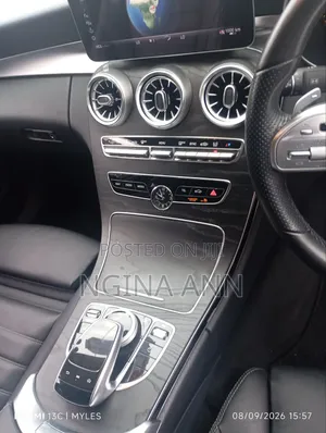 Mercedes-Benz C200 2019 Ivory