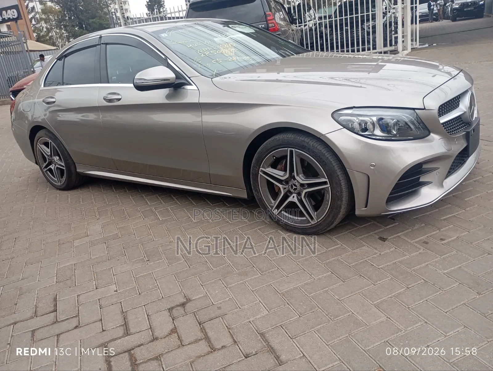 Mercedes-Benz C200 2019 Ivory