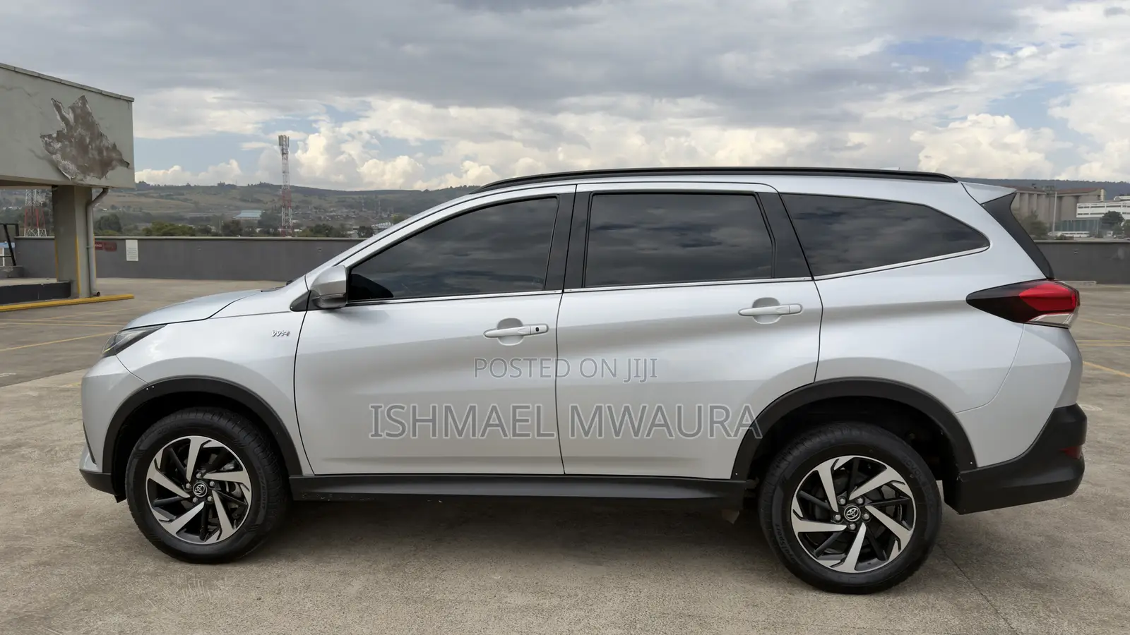 Toyota Rush 1.5 RWD 2018 Silver