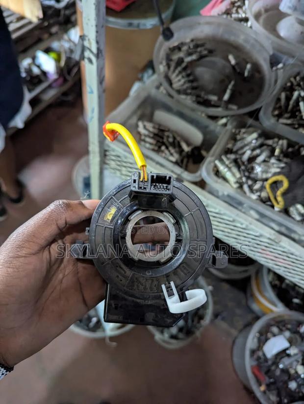 Mitsubishi Horn Spiral - main view