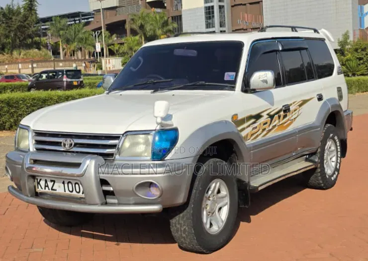 Toyota Land Cruiser Prado 2001 White