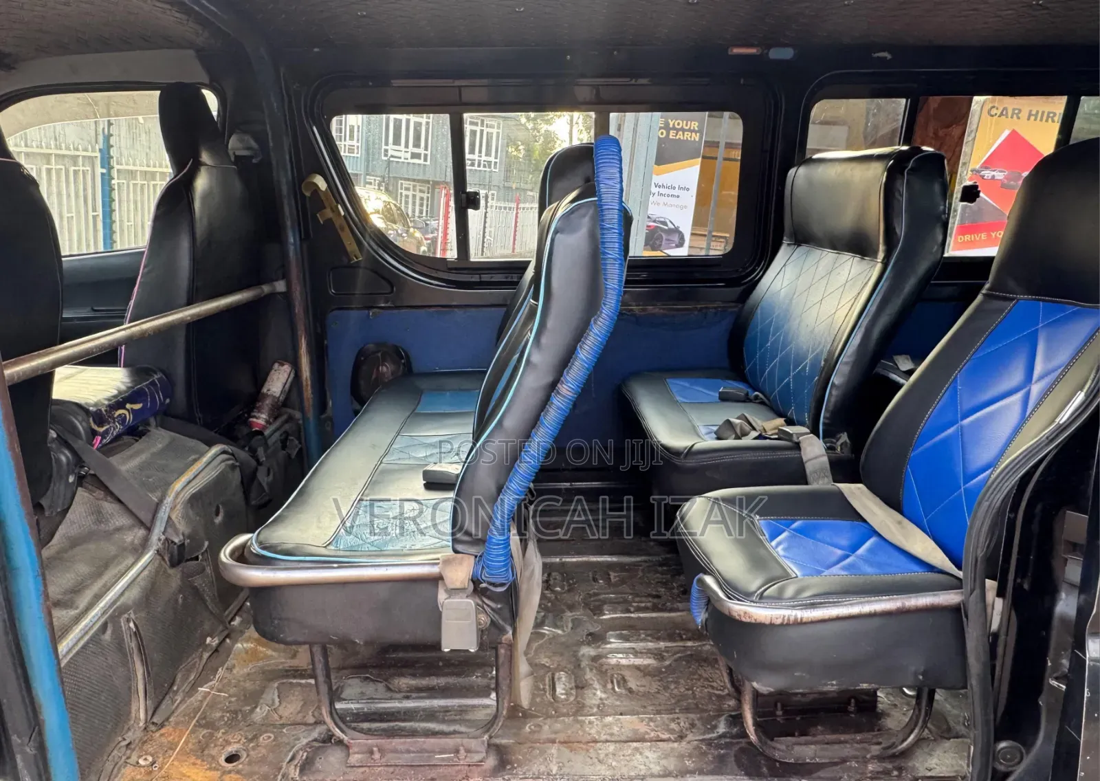 Toyota HiAce 2015 Black