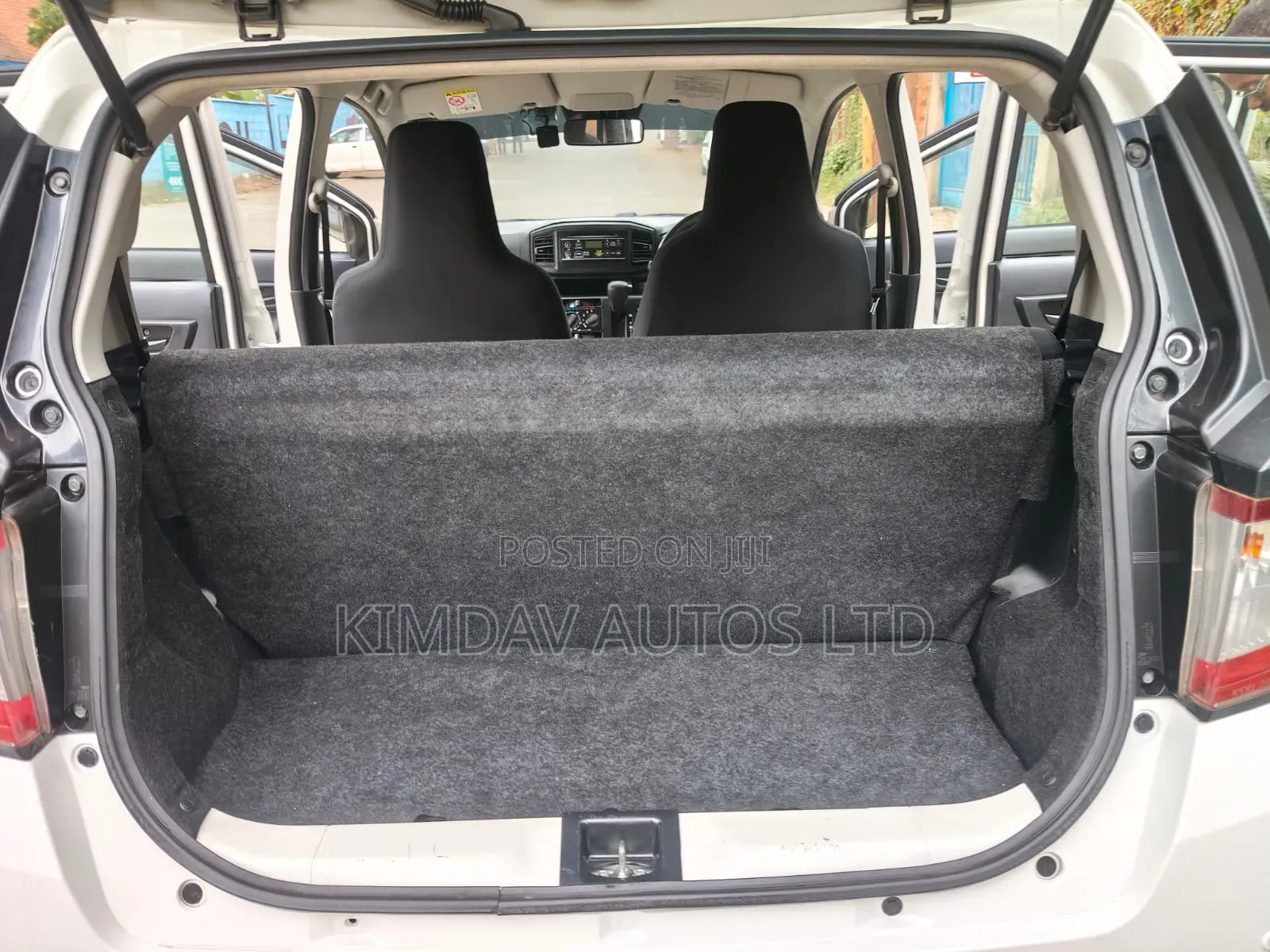 Daihatsu Mira 2018 White