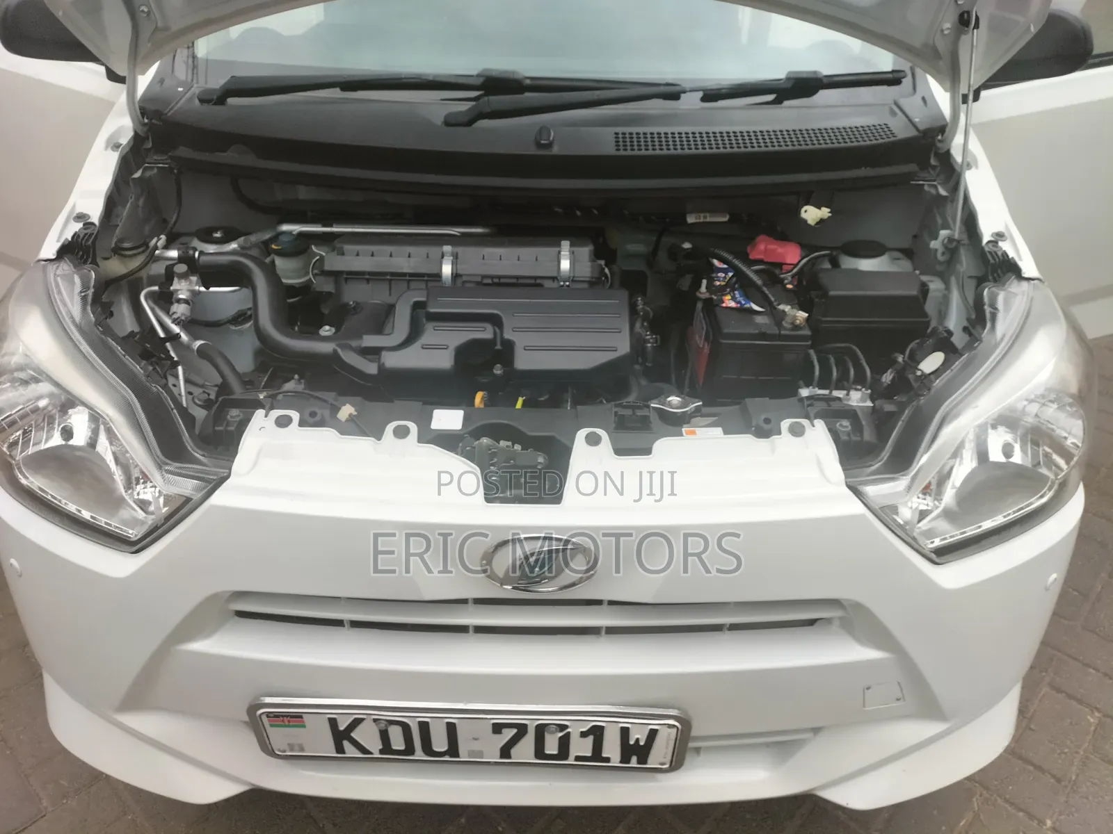 Daihatsu Mira 2018 White
