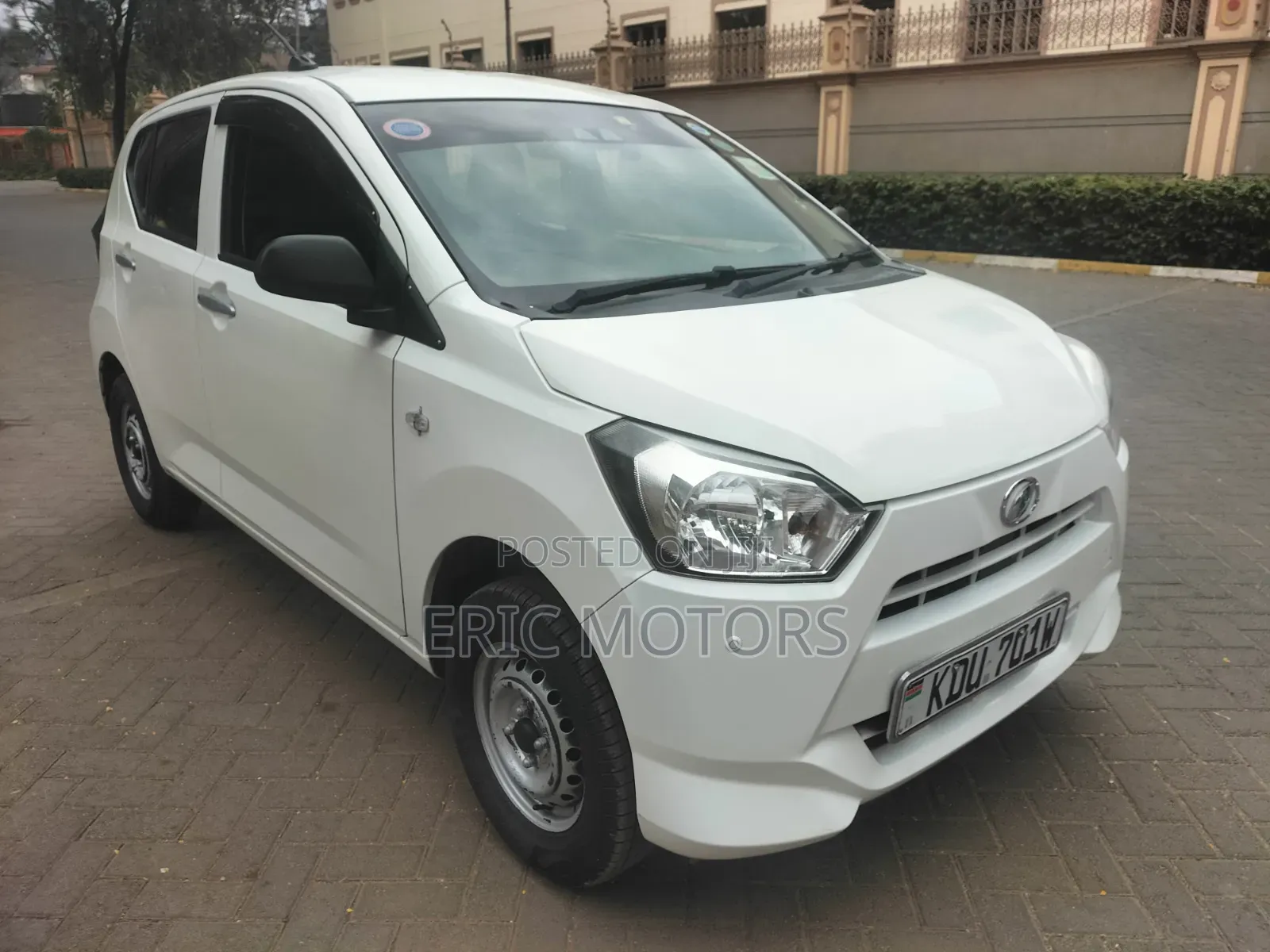 Daihatsu Mira 2018 White