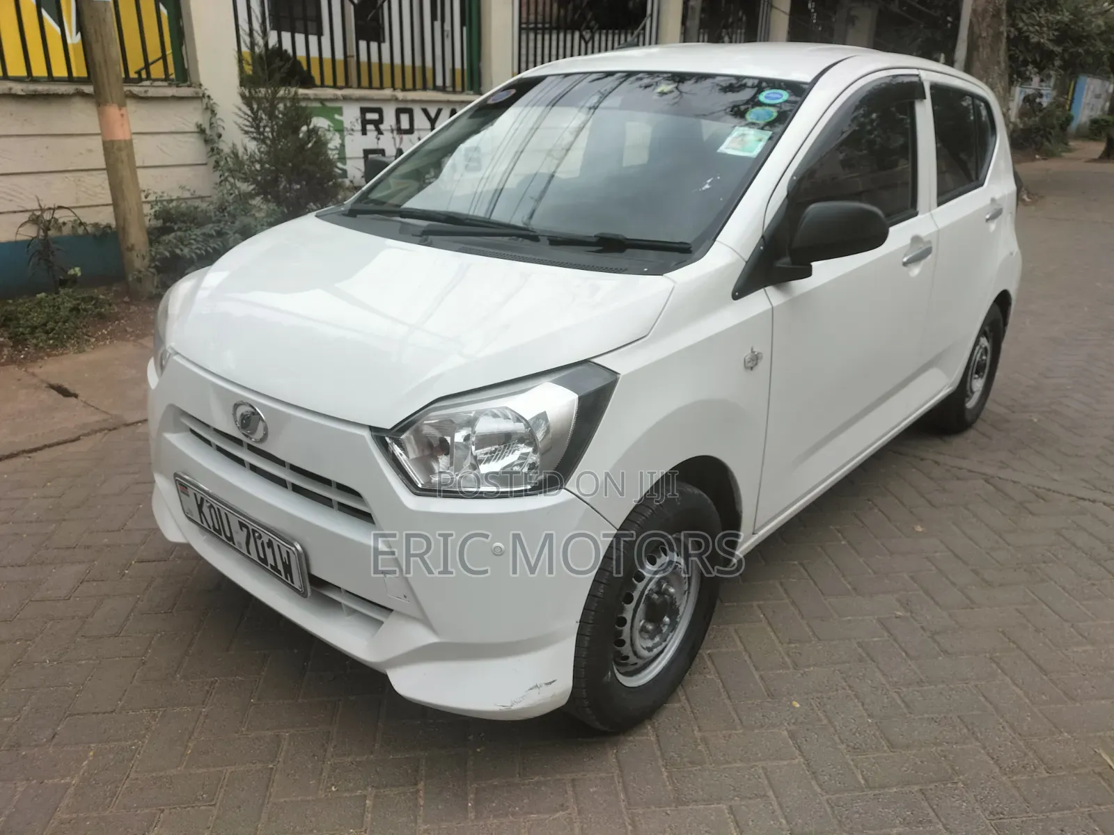Daihatsu Mira 2018 White