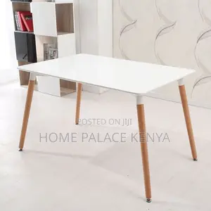 Dining Table; Spacious Dining Table for Family Meals and Guests