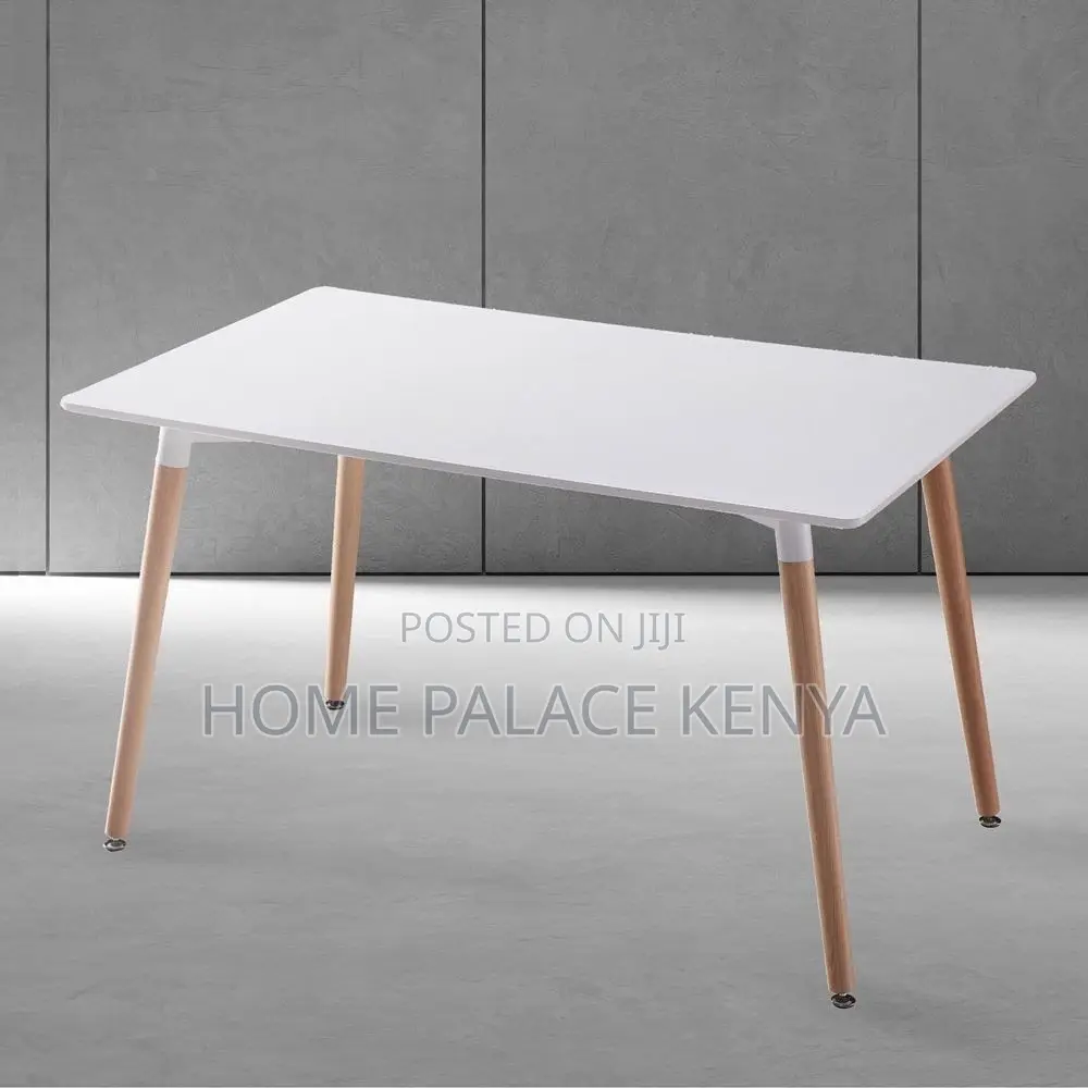 Dining Table; Spacious Dining Table for Family Meals and Guests