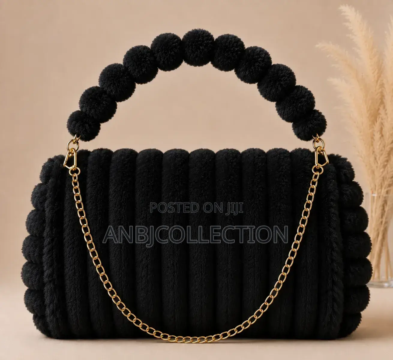 Shoulder Bags