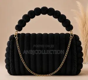 Shoulder Bags