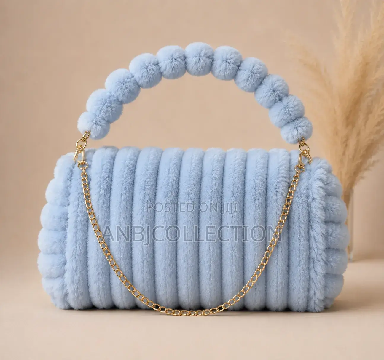Shoulder Bags