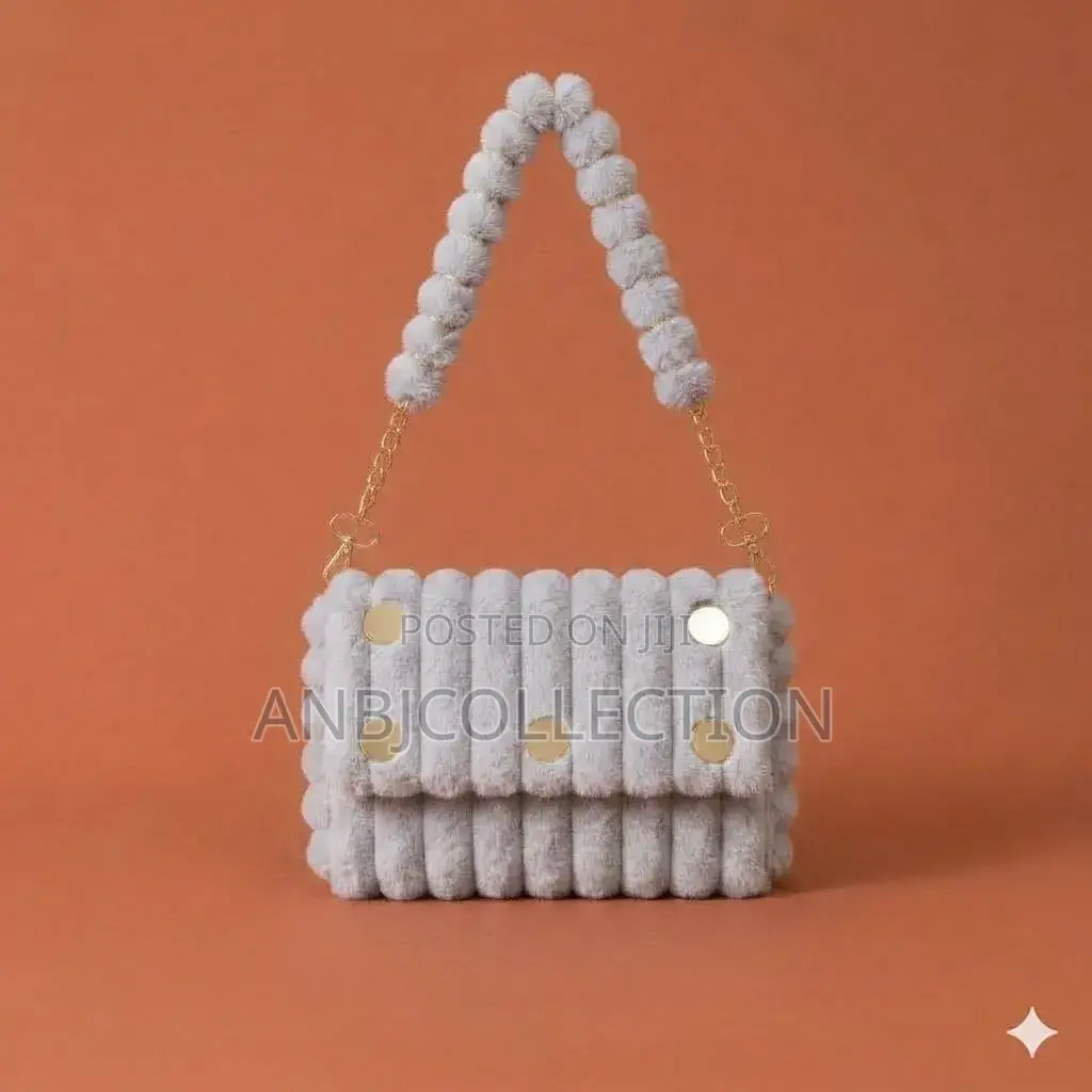 Shoulder Bags