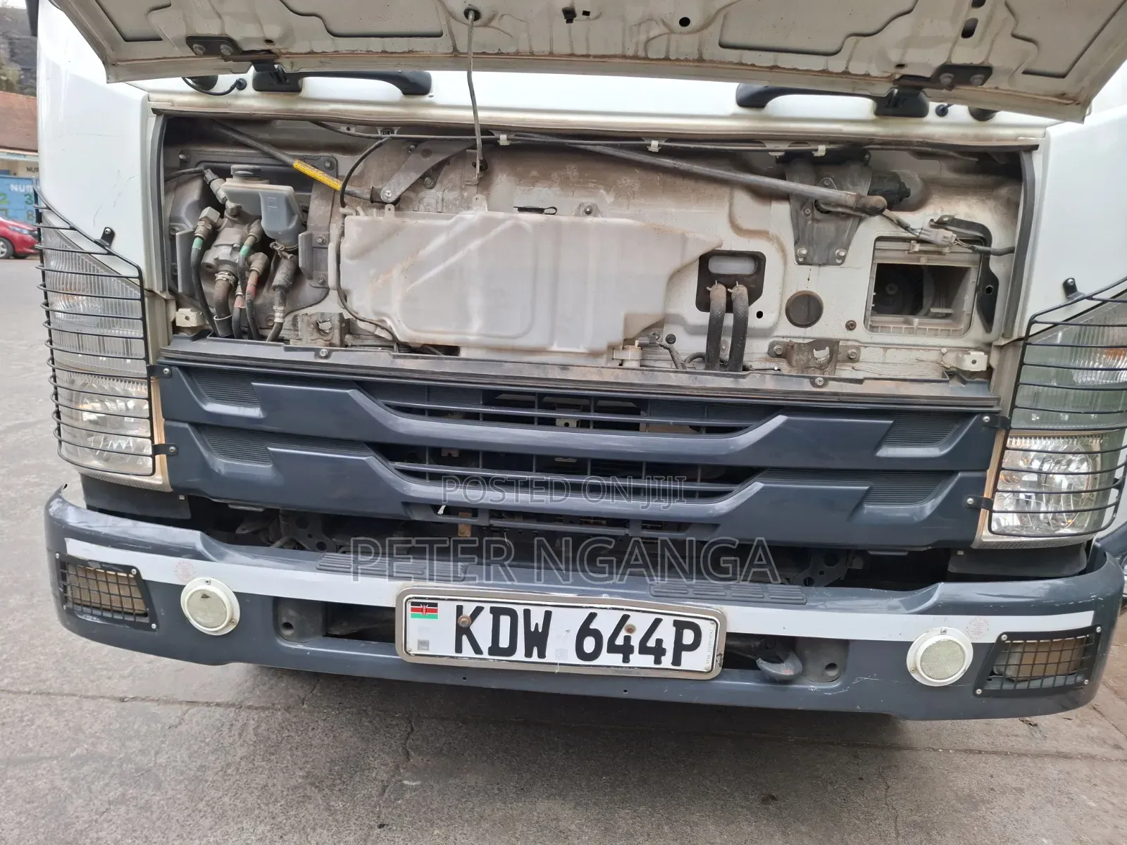 Isuzu FRR Local 2022 White
