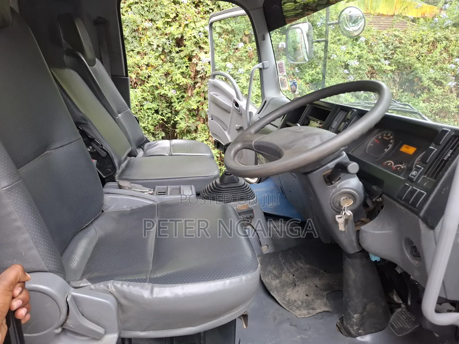 Isuzu FRR Local 2022 White