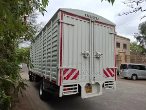 Isuzu FRR Local 2022 White
