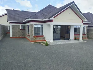 3bdrm Bungalow in Acacia Estate, Kitengela for sale