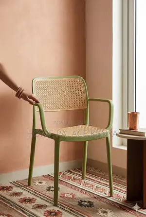 Dining Chair; Modern Rattan Dining Chair for Family and Guest Seating