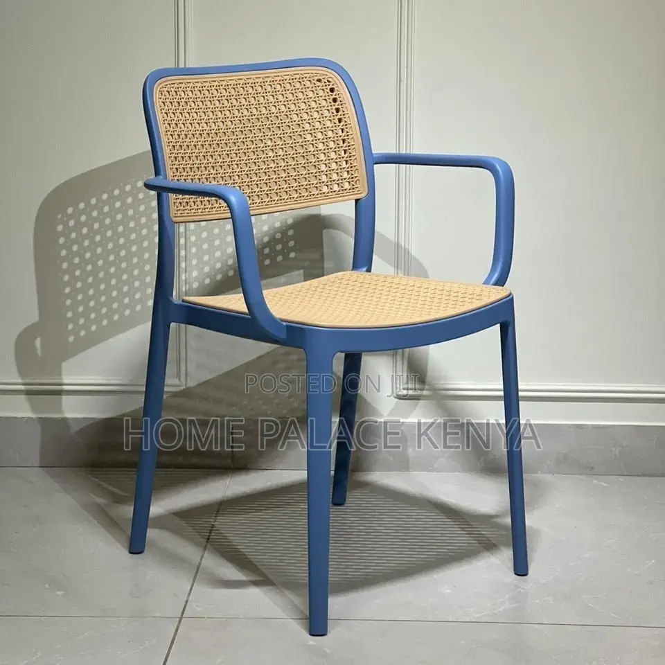 Dining Chair; Modern Rattan Dining Chair for Family and Guest Seating
