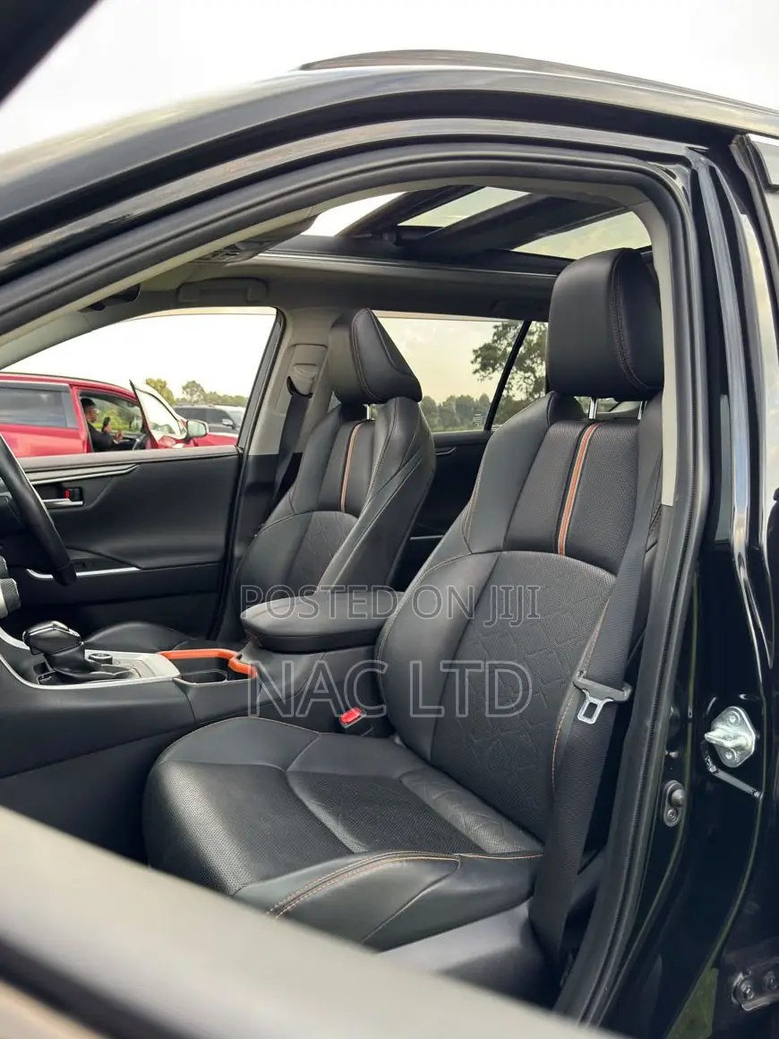 Toyota RAV4 Adventure AWD 2020 Black