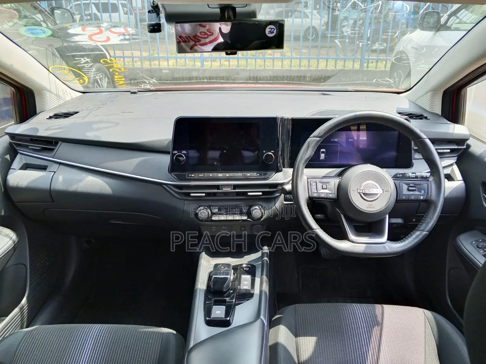 Nissan Note 1.2 Hybrid 2021 Red