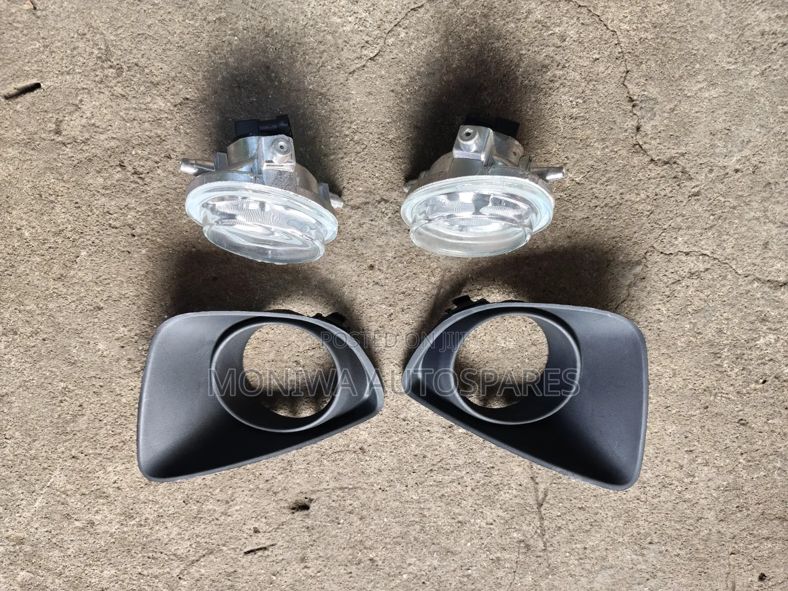 Fog Lights and Fog Cover Mazda Demio 2008