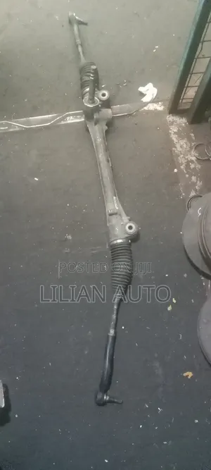 Ractis 2012 Steering Rack