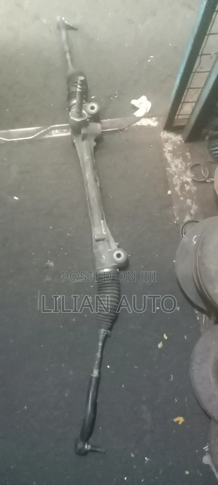 Ractis 2012 Steering Rack