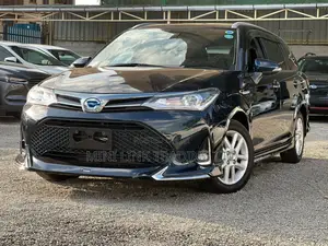 Toyota Corolla Fielder 1.5 Hybrid FWD 2019 Green