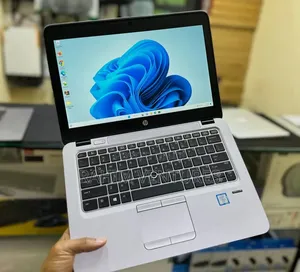 Laptop HP EliteBook 820 G3 8GB Intel Core i7 SSD 256GB