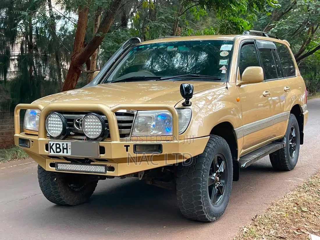Toyota Land Cruiser 2003 Gold