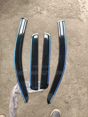 Windbreaker/Sunvisor Mazda Demio Old Model 2005