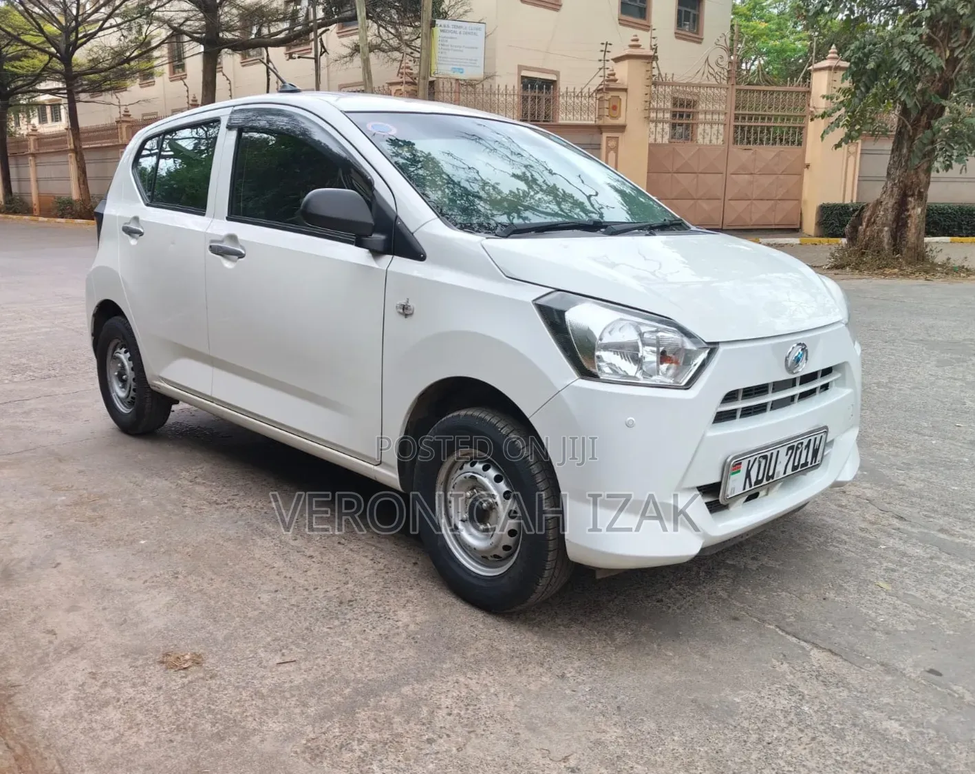 Daihatsu Mira 2018 White