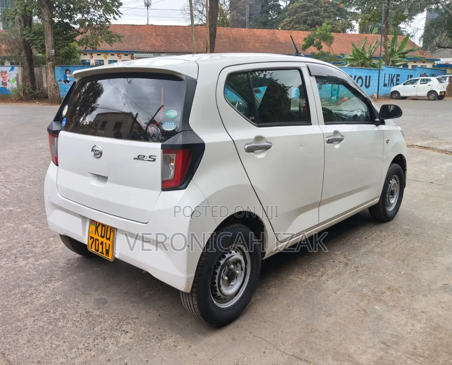 Daihatsu Mira 2018 White