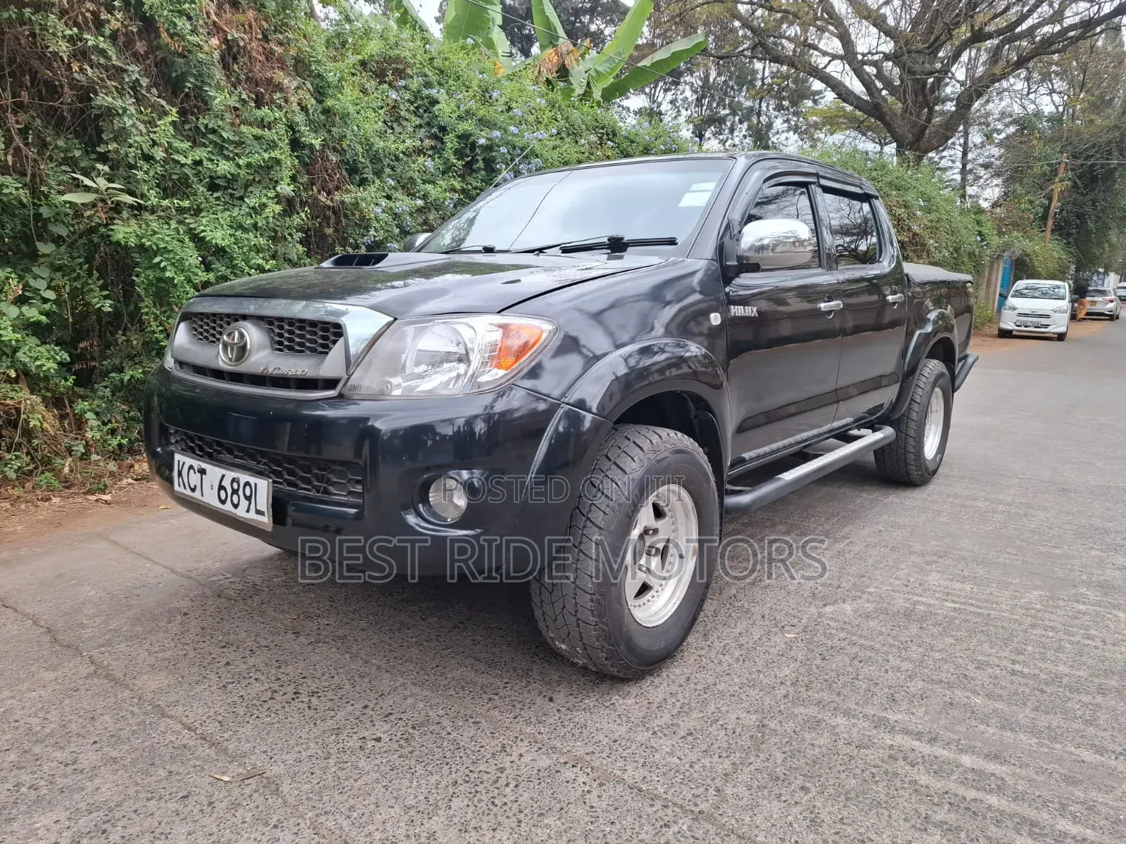 Toyota Hilux 2011 Black